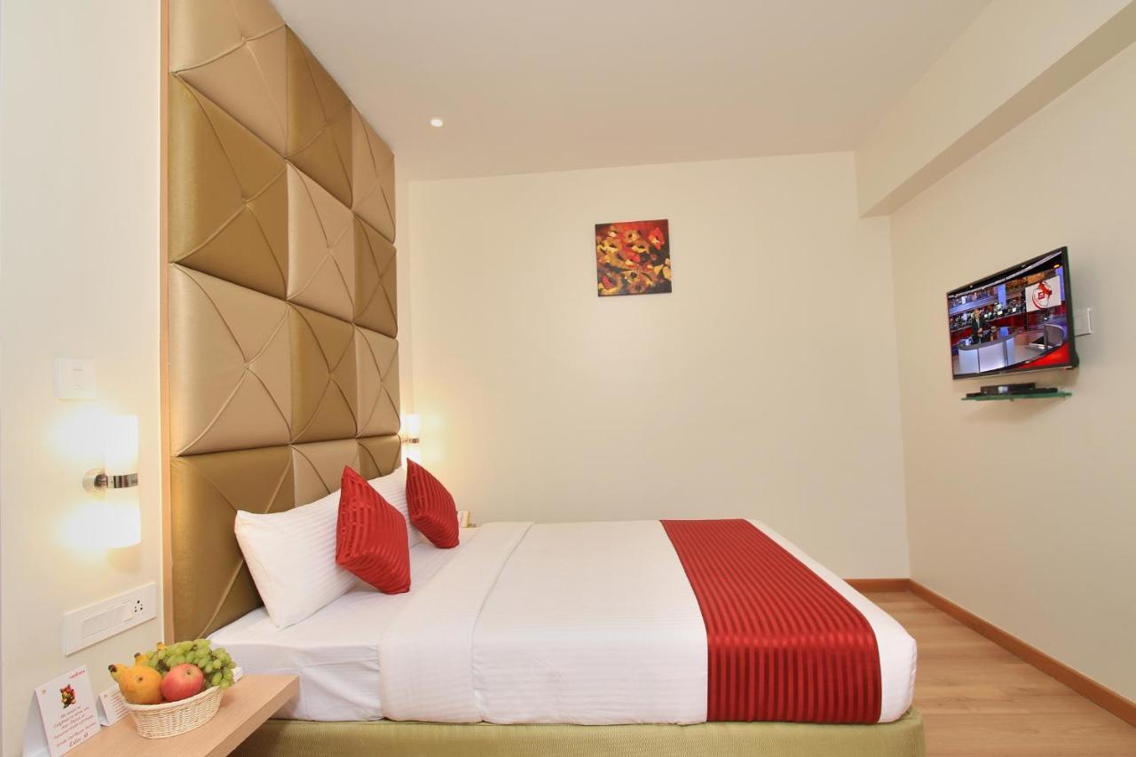La Sara Regent Hotel Bangalore Eksteriør billede