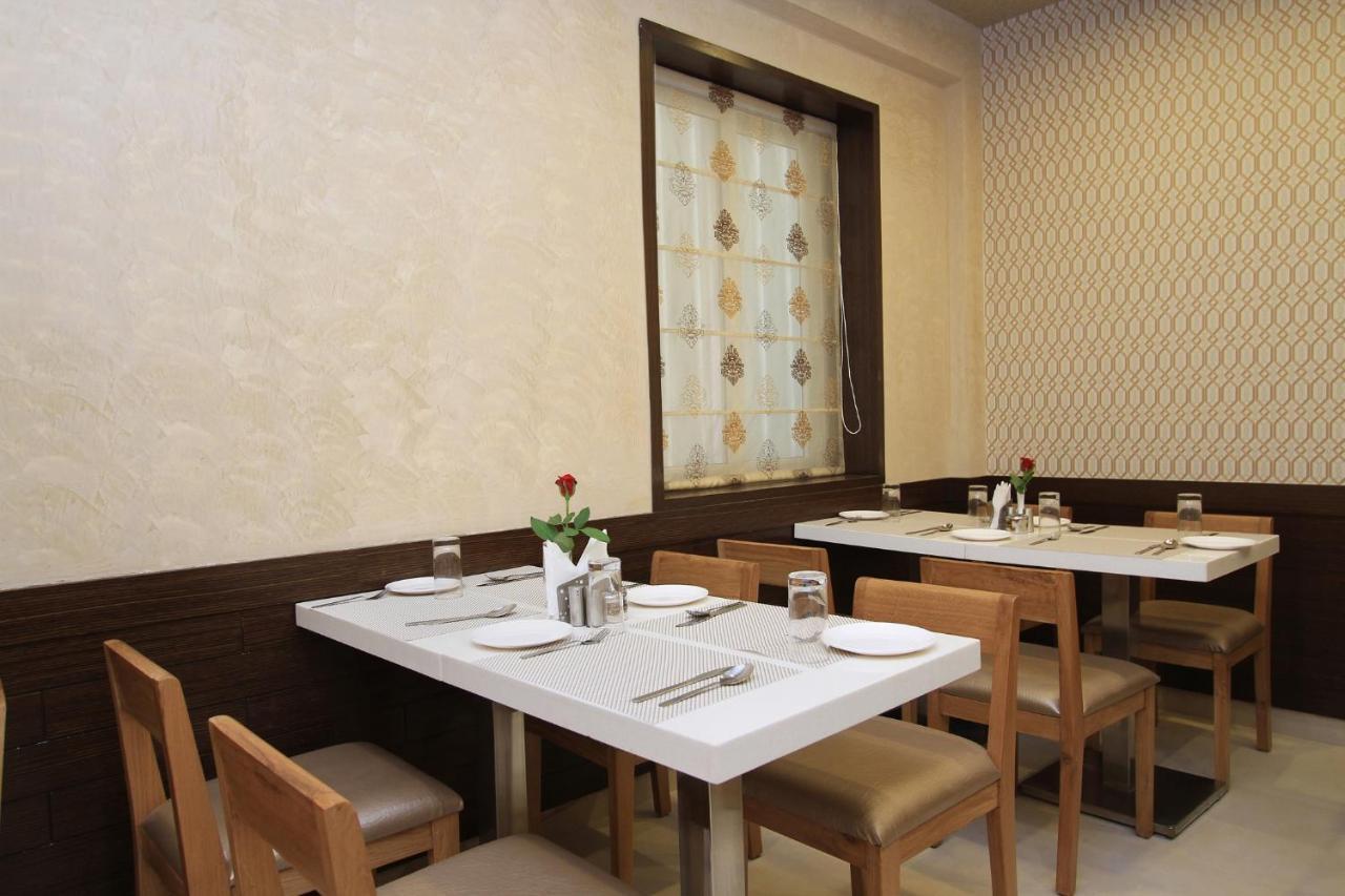 La Sara Regent Hotel Bangalore Eksteriør billede