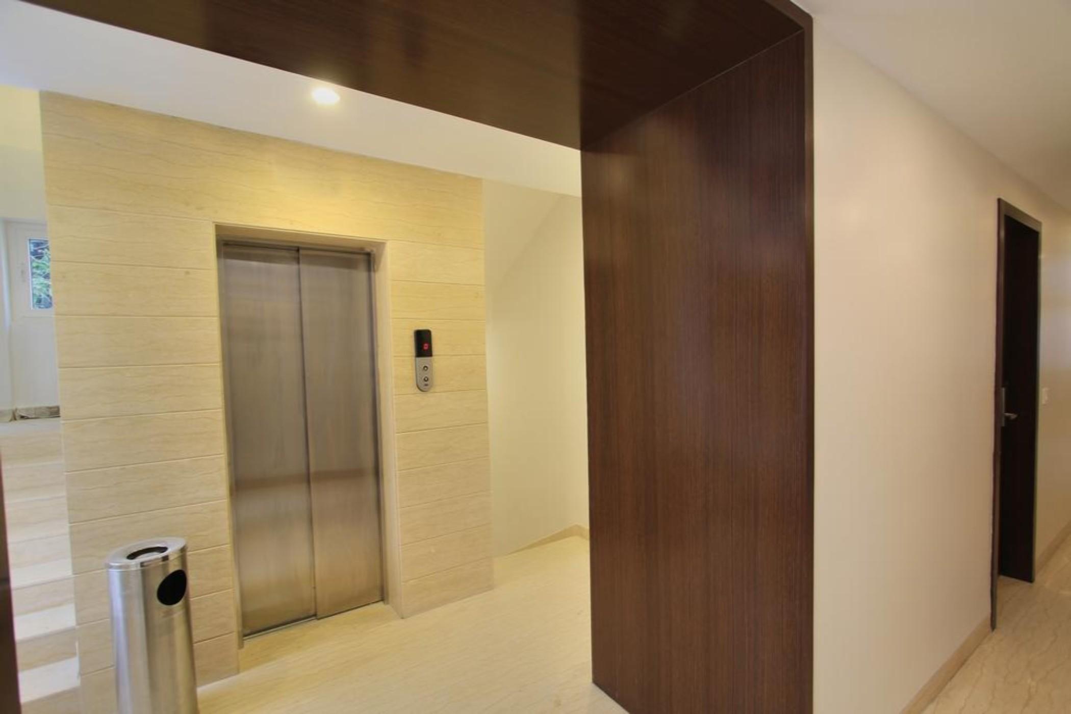La Sara Regent Hotel Bangalore Eksteriør billede